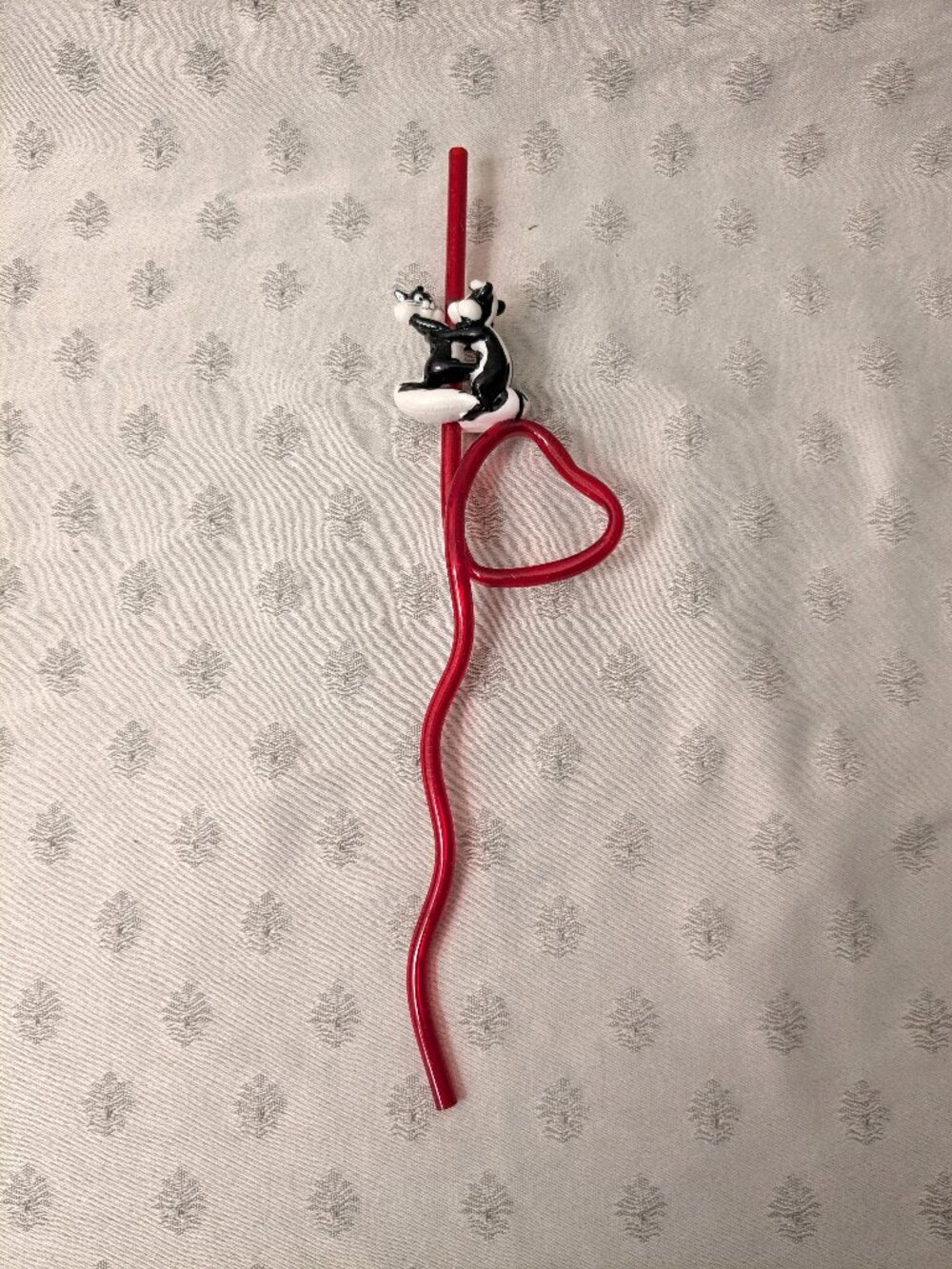 Pepe le Pew and Penelope Heart Shaped Straw Never Used